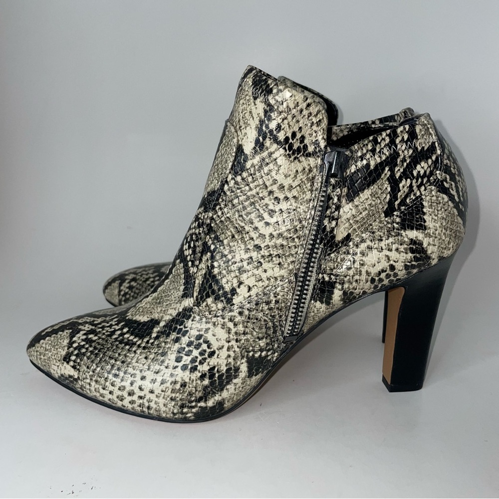 FRANCO SARTO KORA Snake Print Ankle Boots Booties Size 10 - Picture 3 of 11